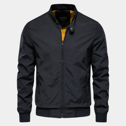 Trendiger Windbreaker