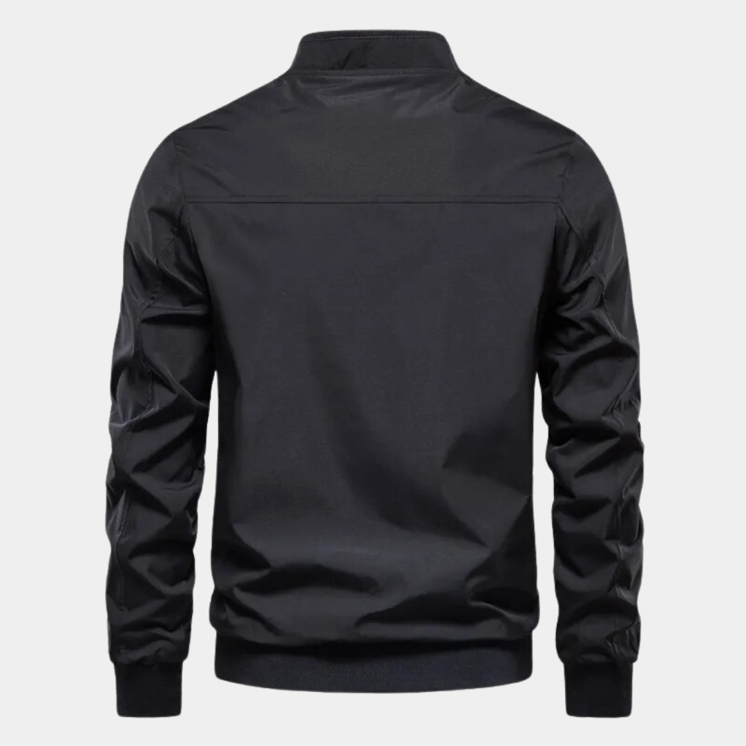 Trendiger Windbreaker