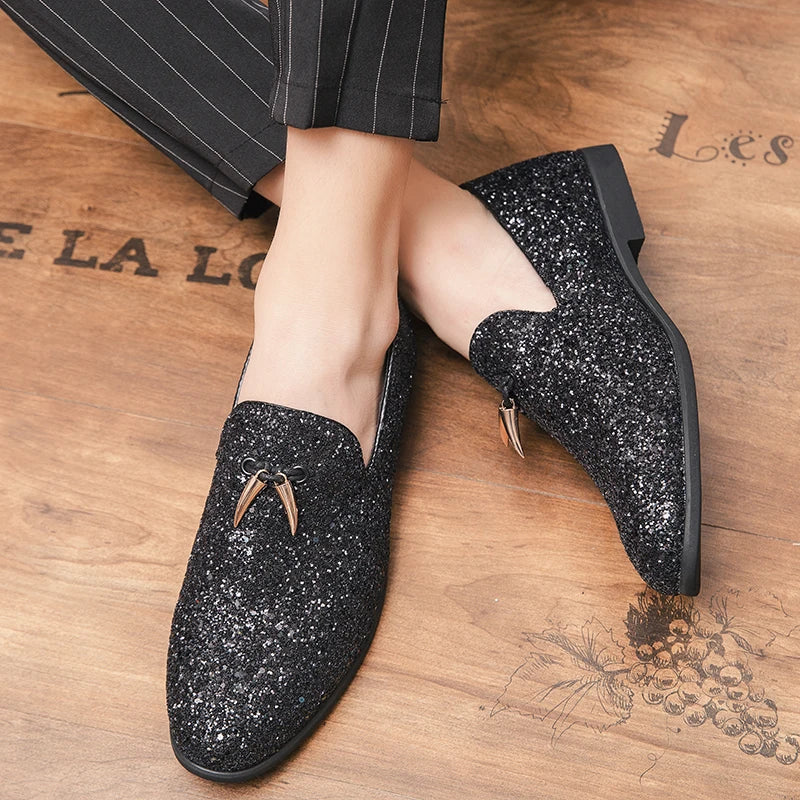 Elegante slip-on schoenen met glitters en kwastjes