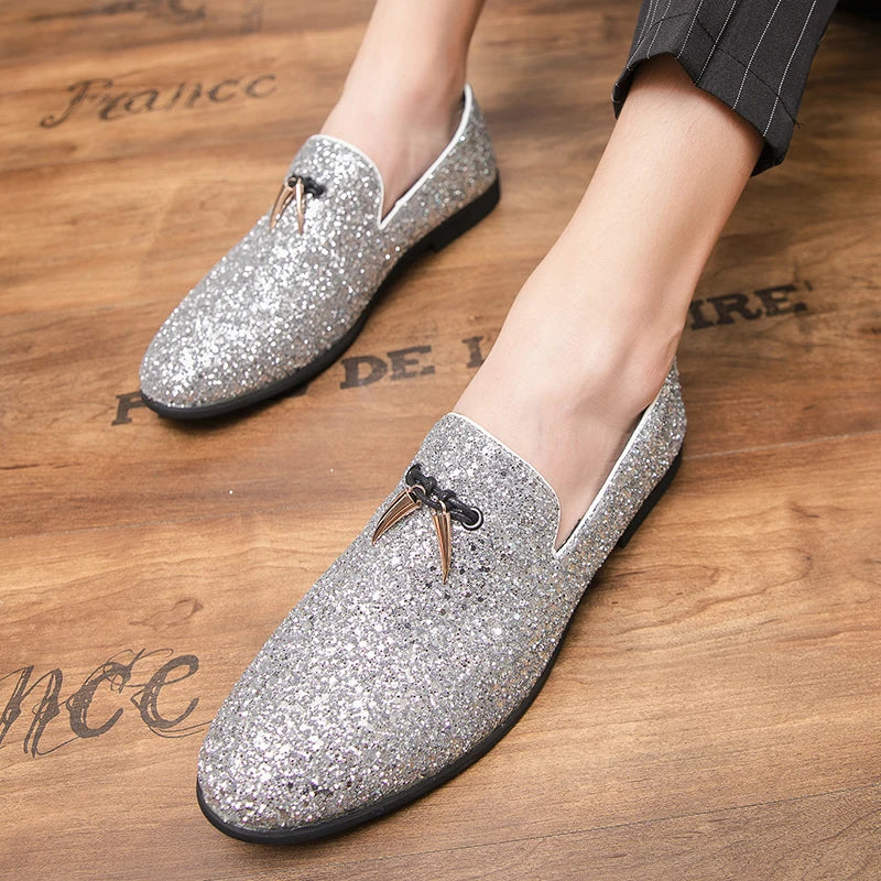 Elegante slip-on schoenen met glitters en kwastjes