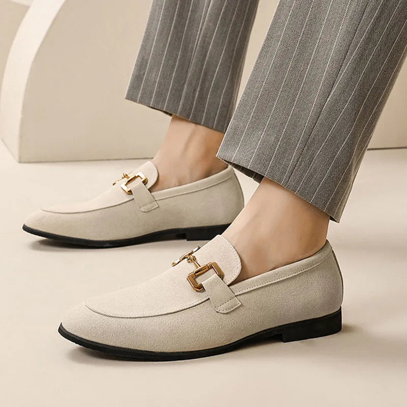 Wildleder-Loafer mit Metallschnalle