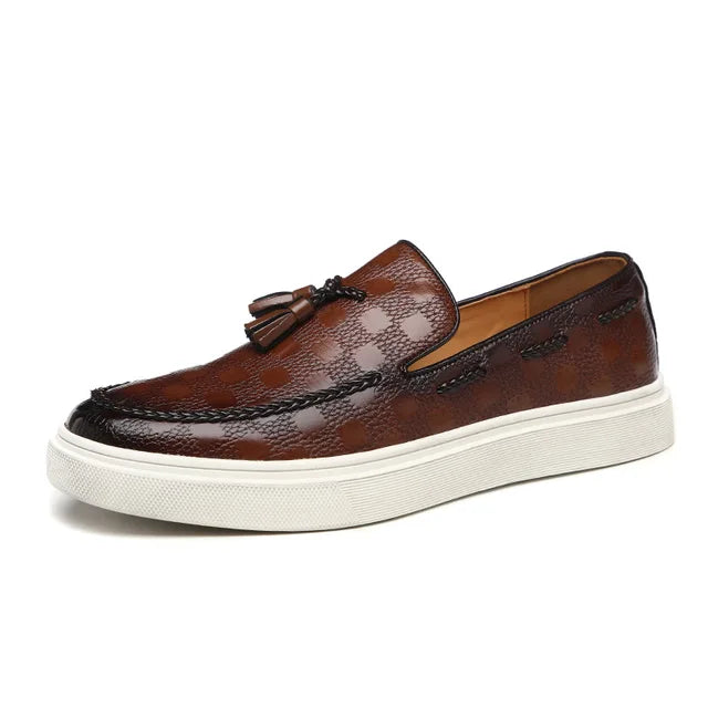 Britische Loafer mit Quasten