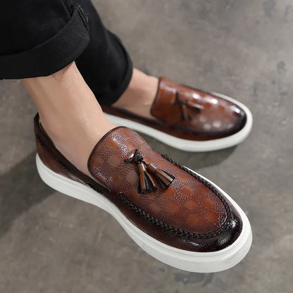 Britische Loafer mit Quasten