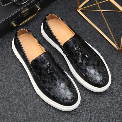 Britische Loafer mit Quasten