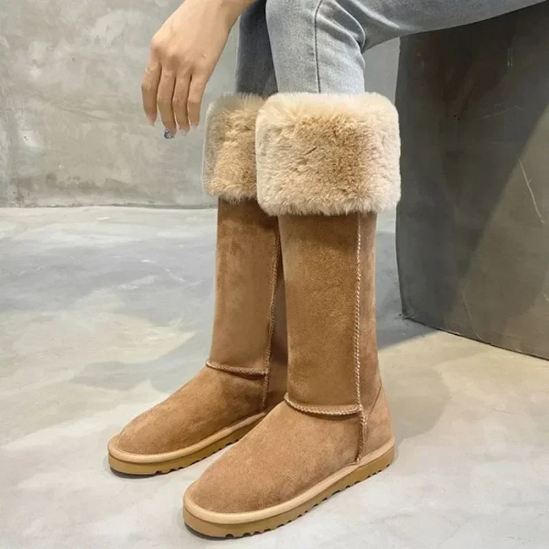 Elegante Winterstiefel aus Wildleder mit Plüschfutter