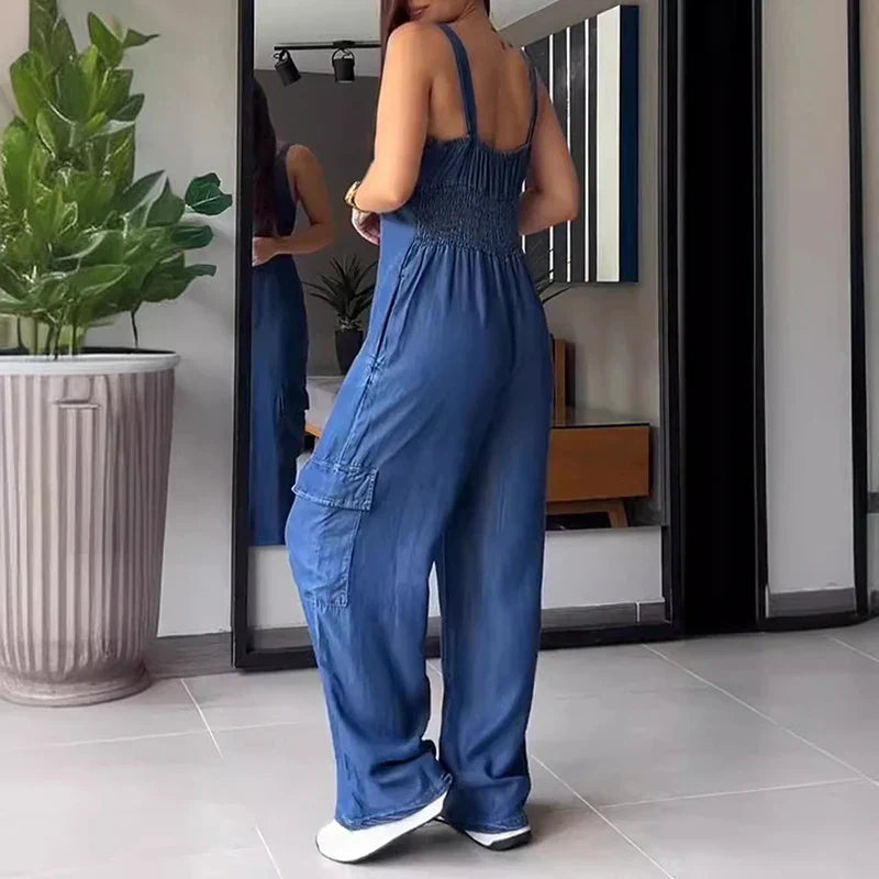 Verführerischer Jumpsuit aus Denimimitat