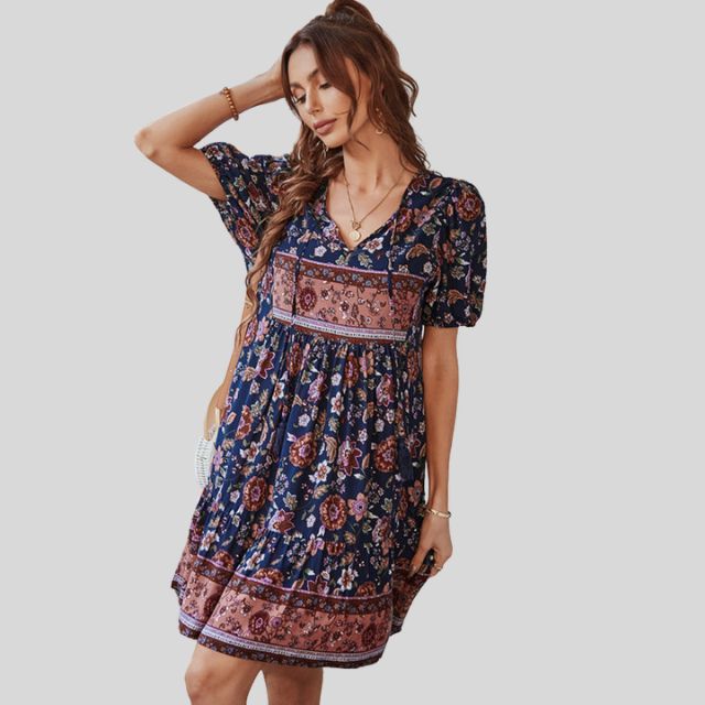 Boho-chique bloemenjurk met hoge taille