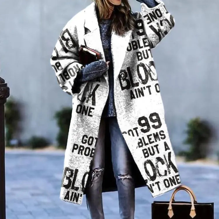 Trenchcoat mit abstraktem Print und breitem Revers