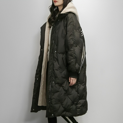 Daunenjacke mit Kapuze für Frauen
